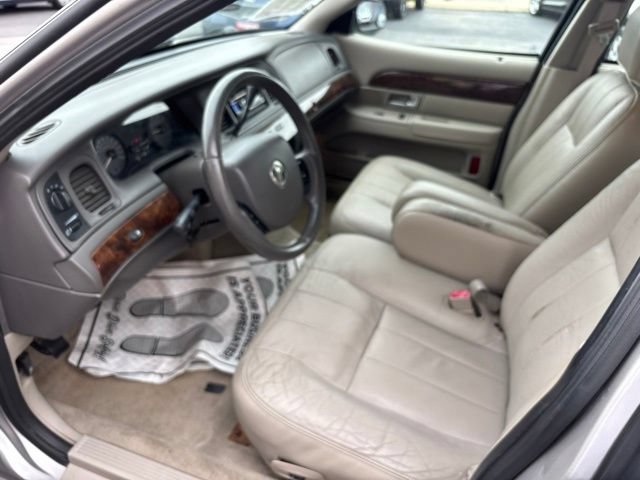 Used 2010 Mercury Grand Marquis LS RWD image 13