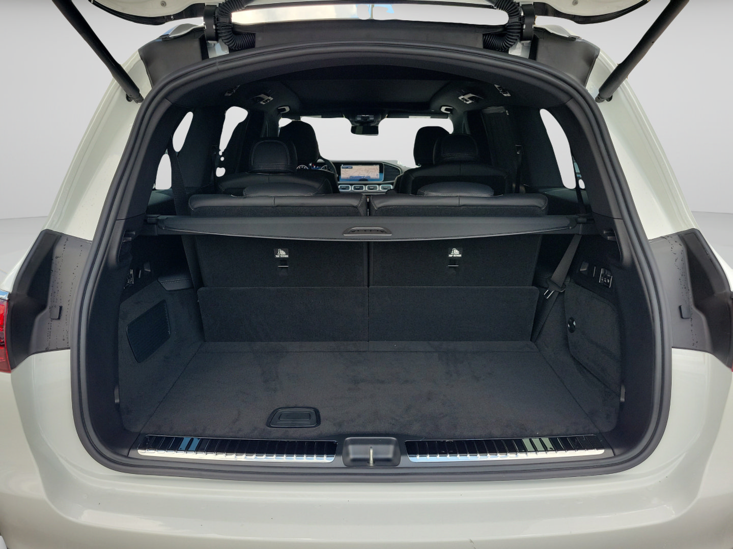 New 2026 Mercedes-Benz GLS 580 4MATIC image 5