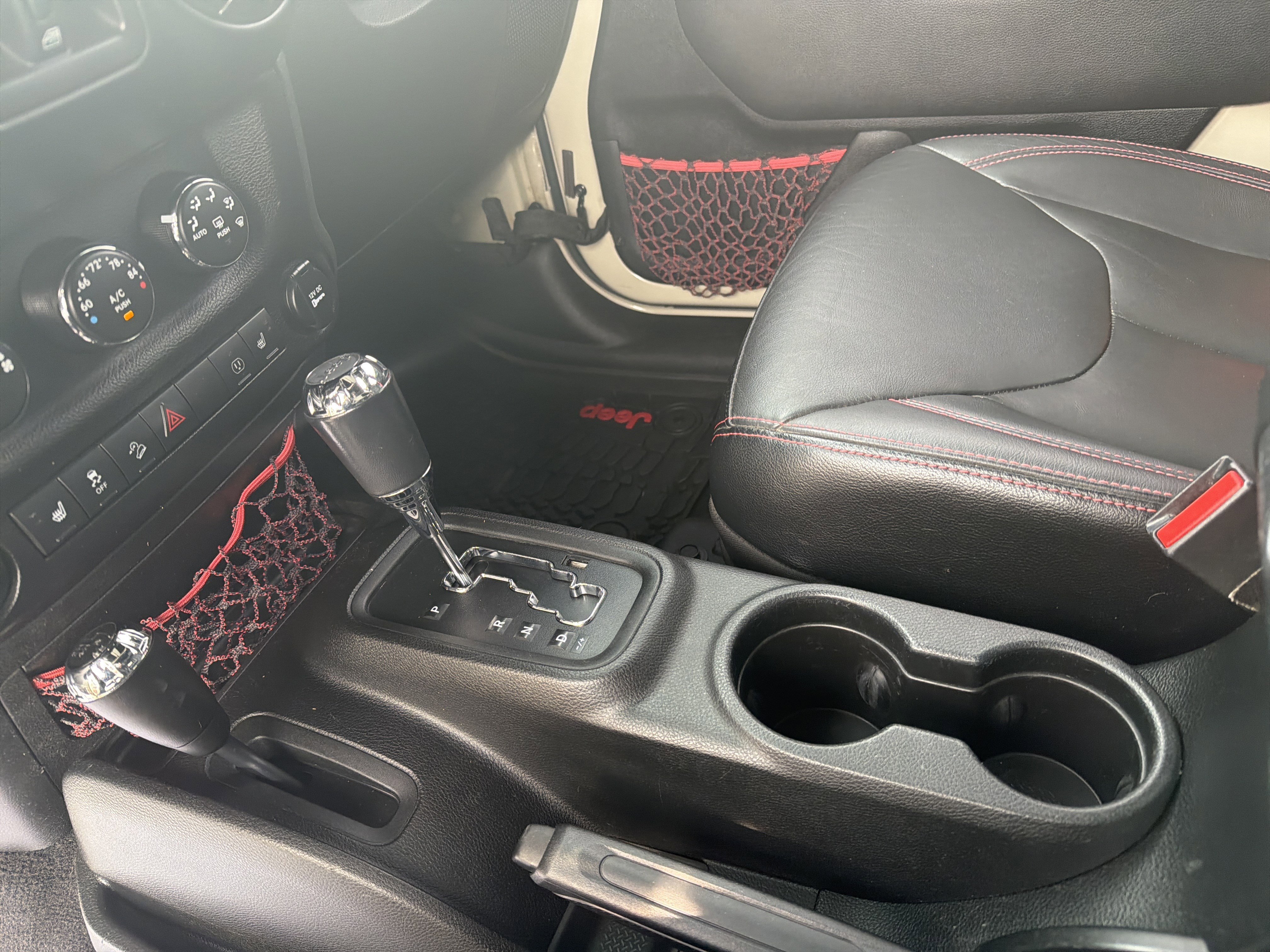 Certified 2017 Jeep Wrangler Unlimited Rubicon image 18