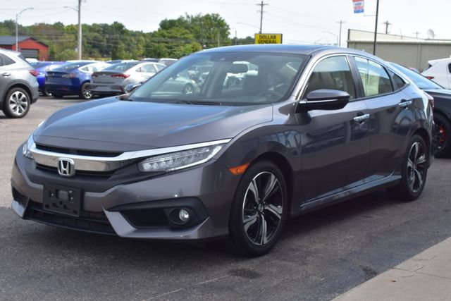 Used 2018 Honda Civic Touring image 14