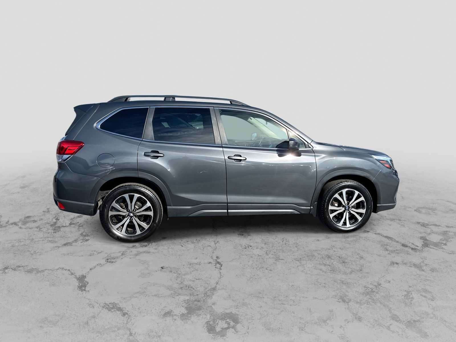 Used 2020 Subaru Forester Limited image 9