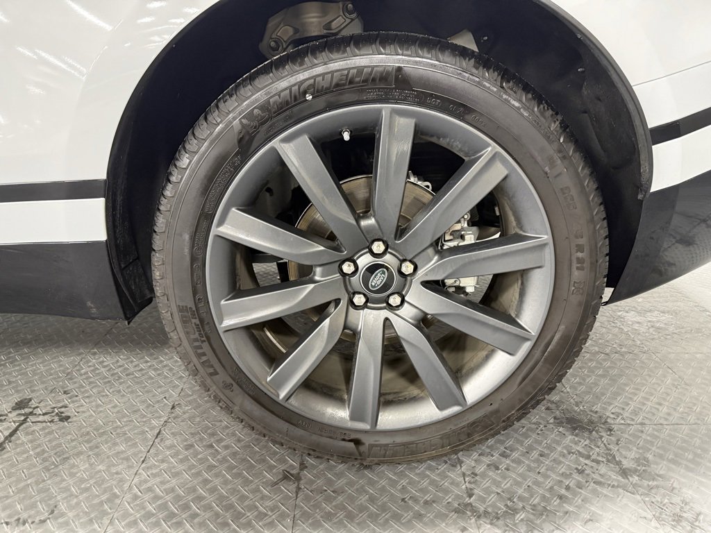 Used 2020 Land Rover Range Rover Velar R-Dynamic HSE image 7