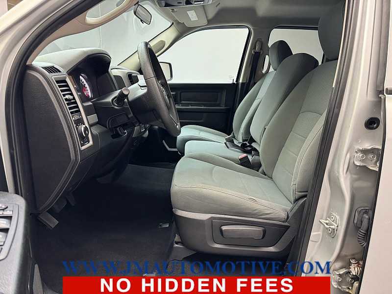 Used 2018 RAM 1500 Express w/ Express Value Package AWD/4WD image 13