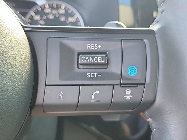 Used 2024 Nissan Pathfinder SL image 26