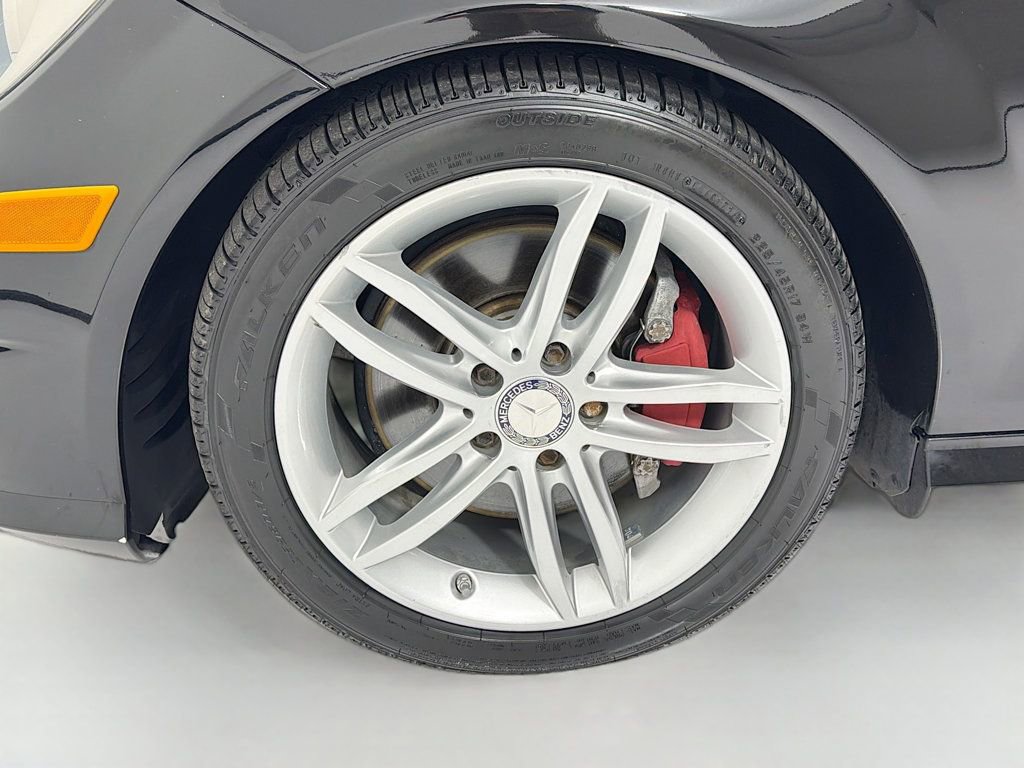 Used 2013 Mercedes-Benz C 300 4MATIC Sedan image 31
