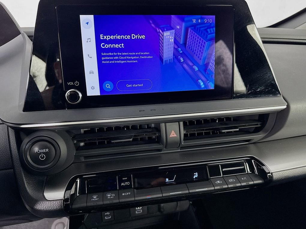 Used 2024 Toyota Prius LE image 19