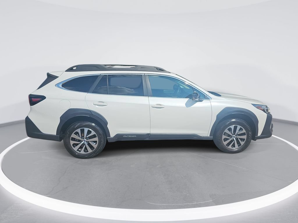 Certified 2024 Subaru Outback Premium w/ Popular Package #1 AWD/4WD image 4