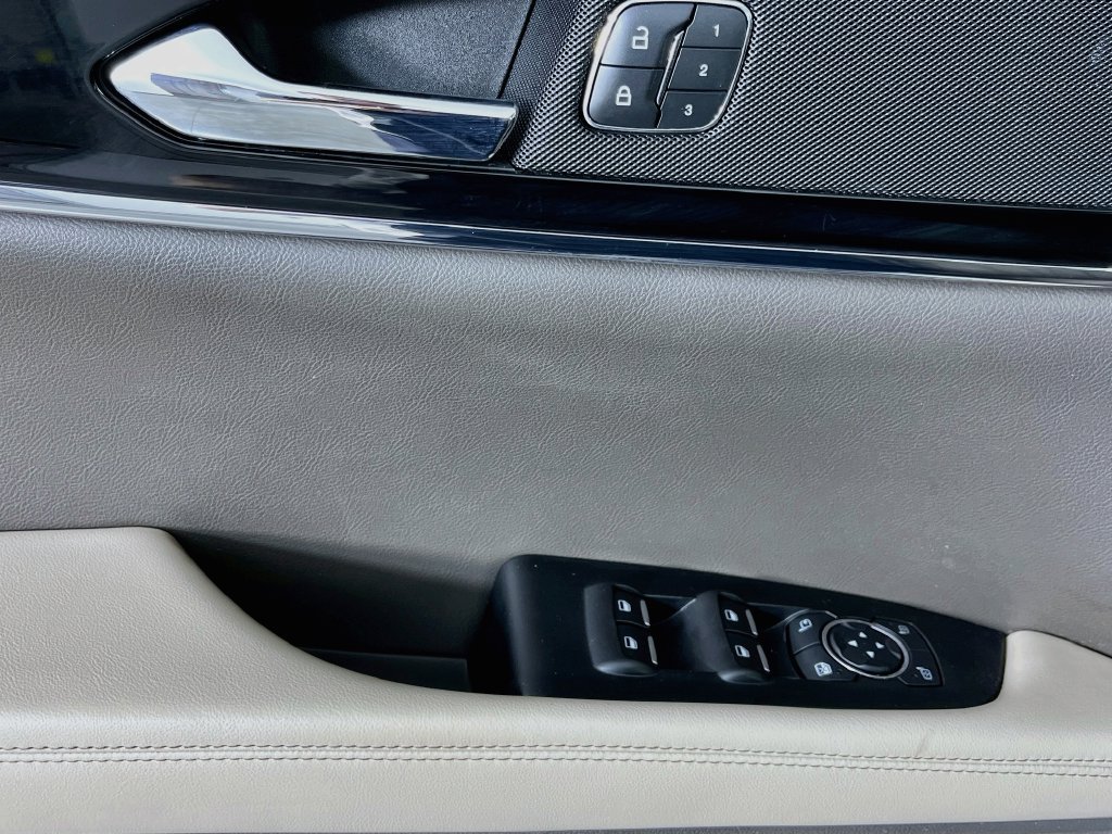 Used 2022 Lincoln Nautilus FWD image 22