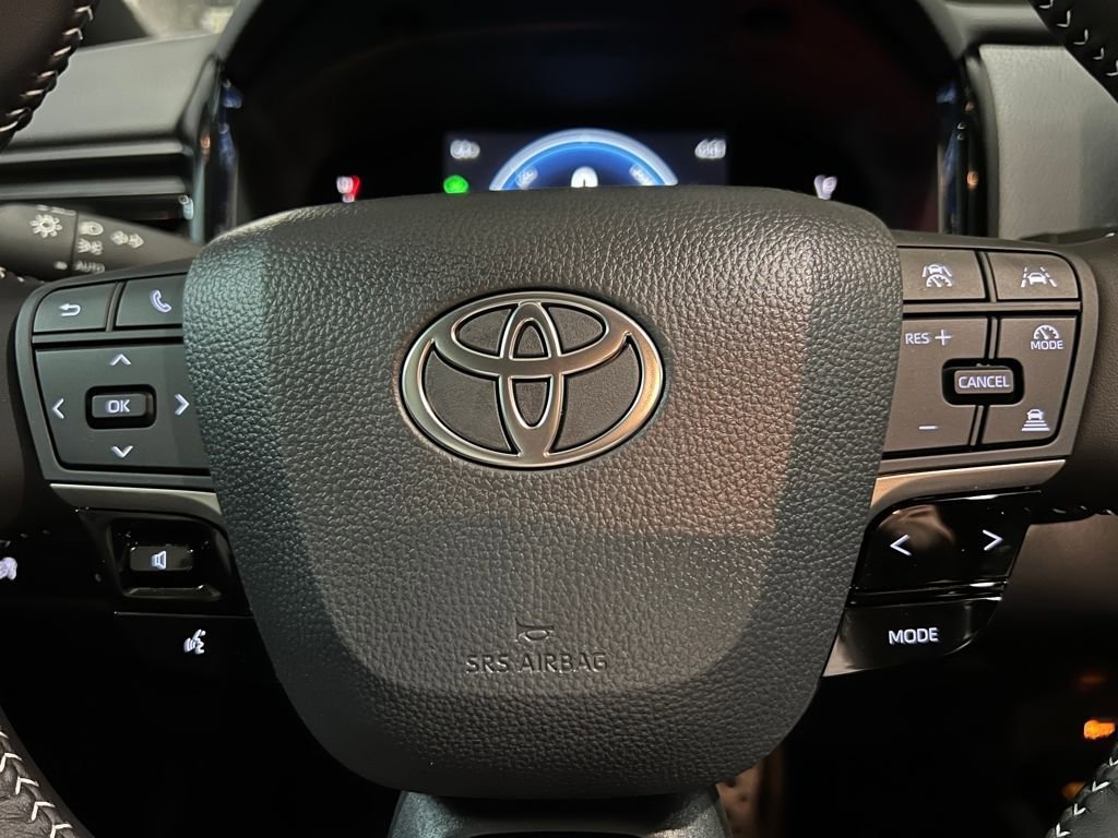New 2026 Toyota Camry Hybrid image 36