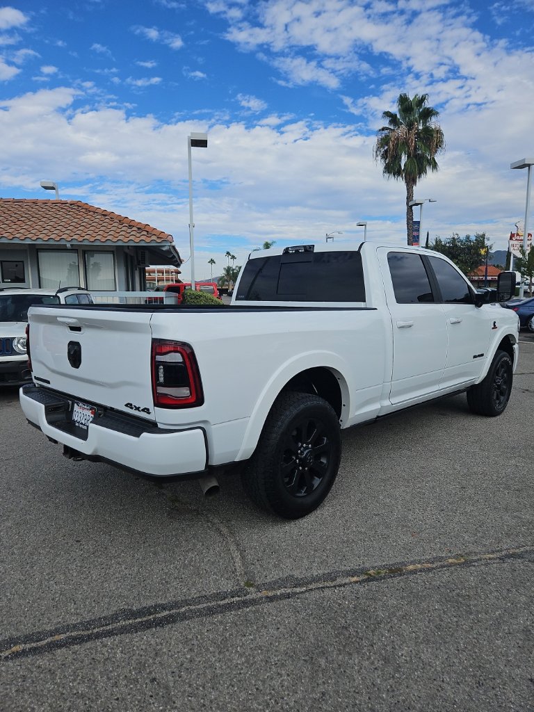 Used 2022 RAM 3500 Laramie AWD/4WD image 3