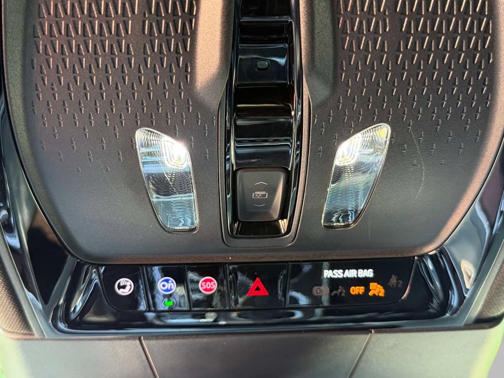 Used 2025 Cadillac Lyriq Luxury AWD/4WD image 26