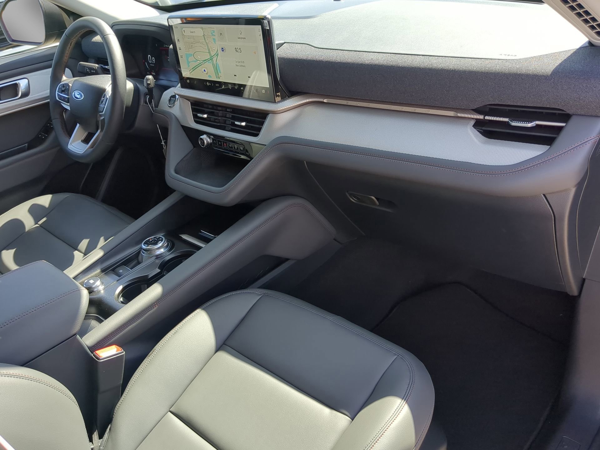 New 2025 Ford Explorer Active w/ Active Comfort Package image 45