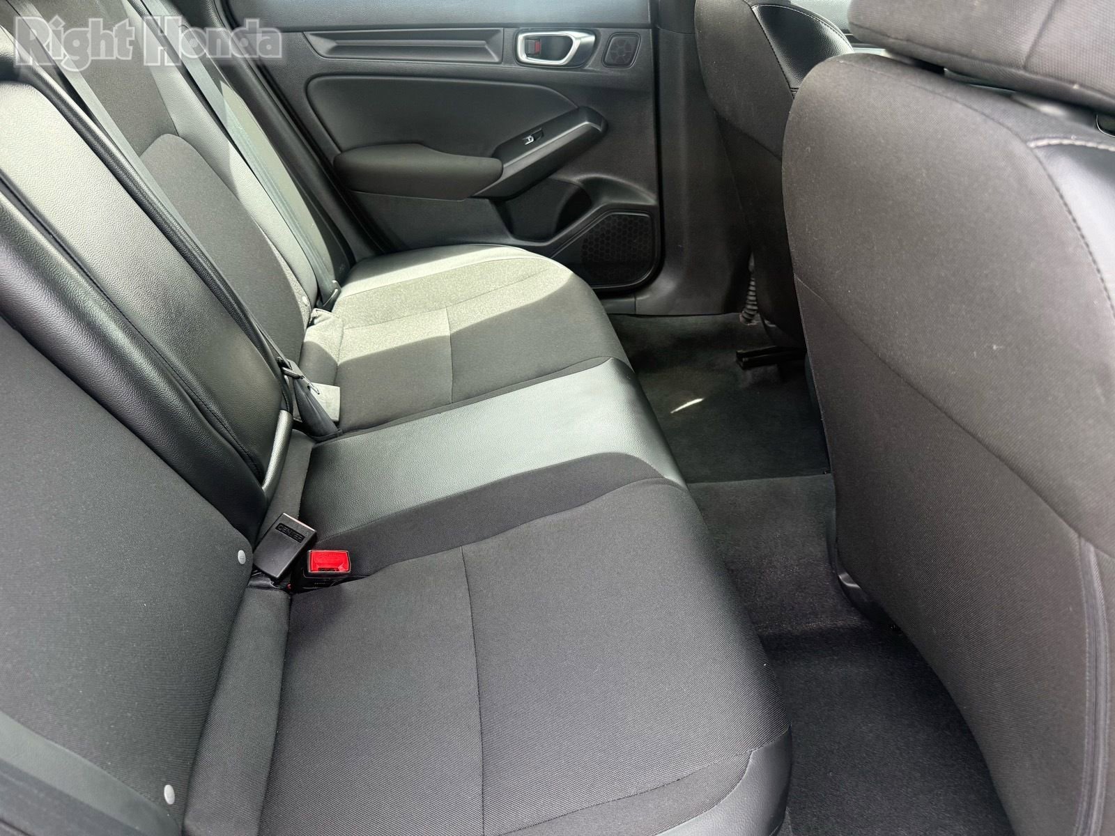Used 2025 Honda Civic Sport image 29