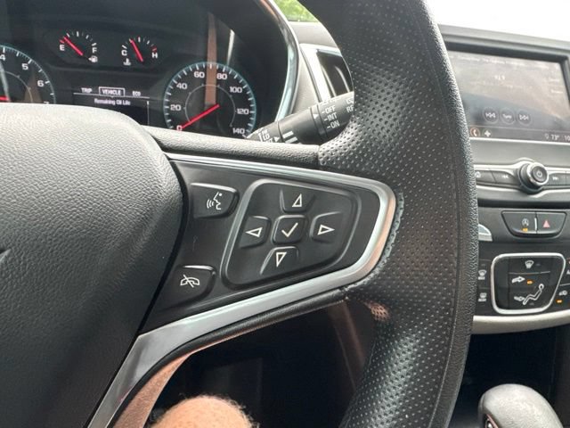 Used 2023 Chevrolet Equinox LS AWD/4WD image 21