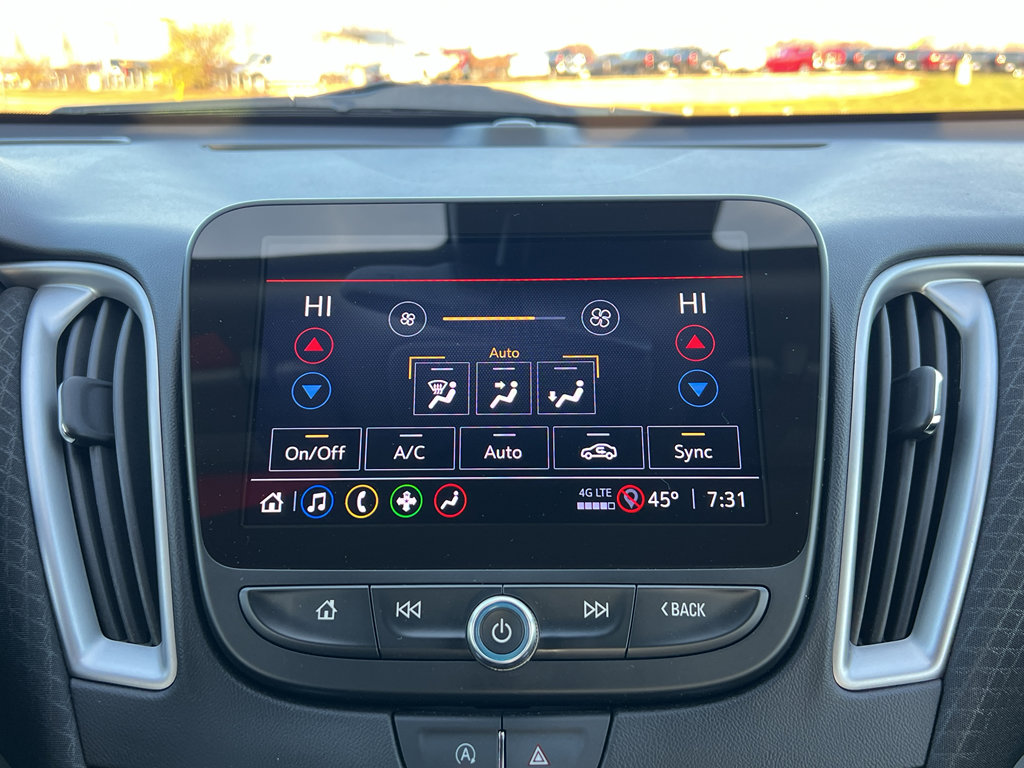 Used 2024 Chevrolet Malibu LT image 24