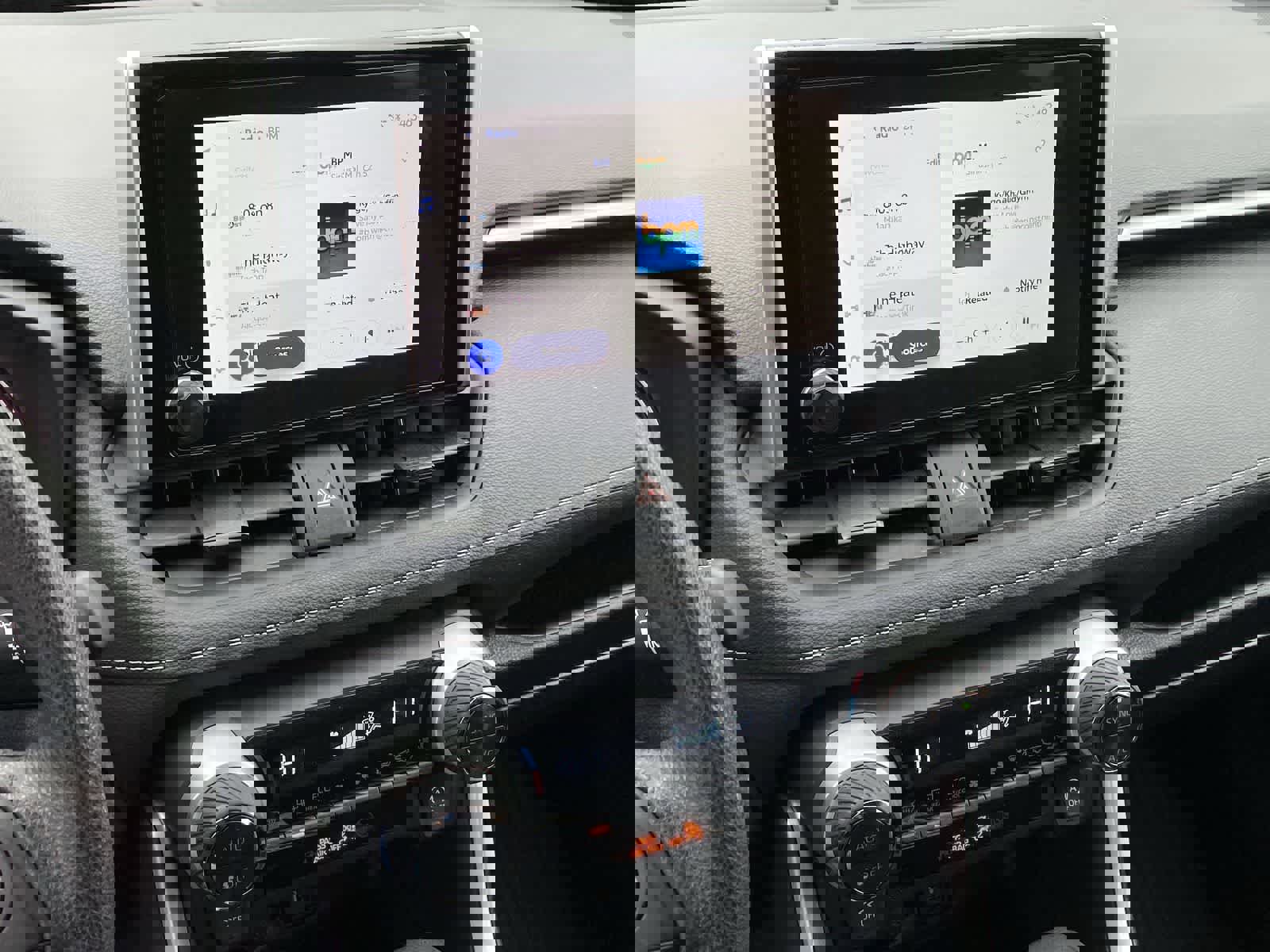 Used 2023 Toyota RAV4 XLE w/ Convenience Package image 30