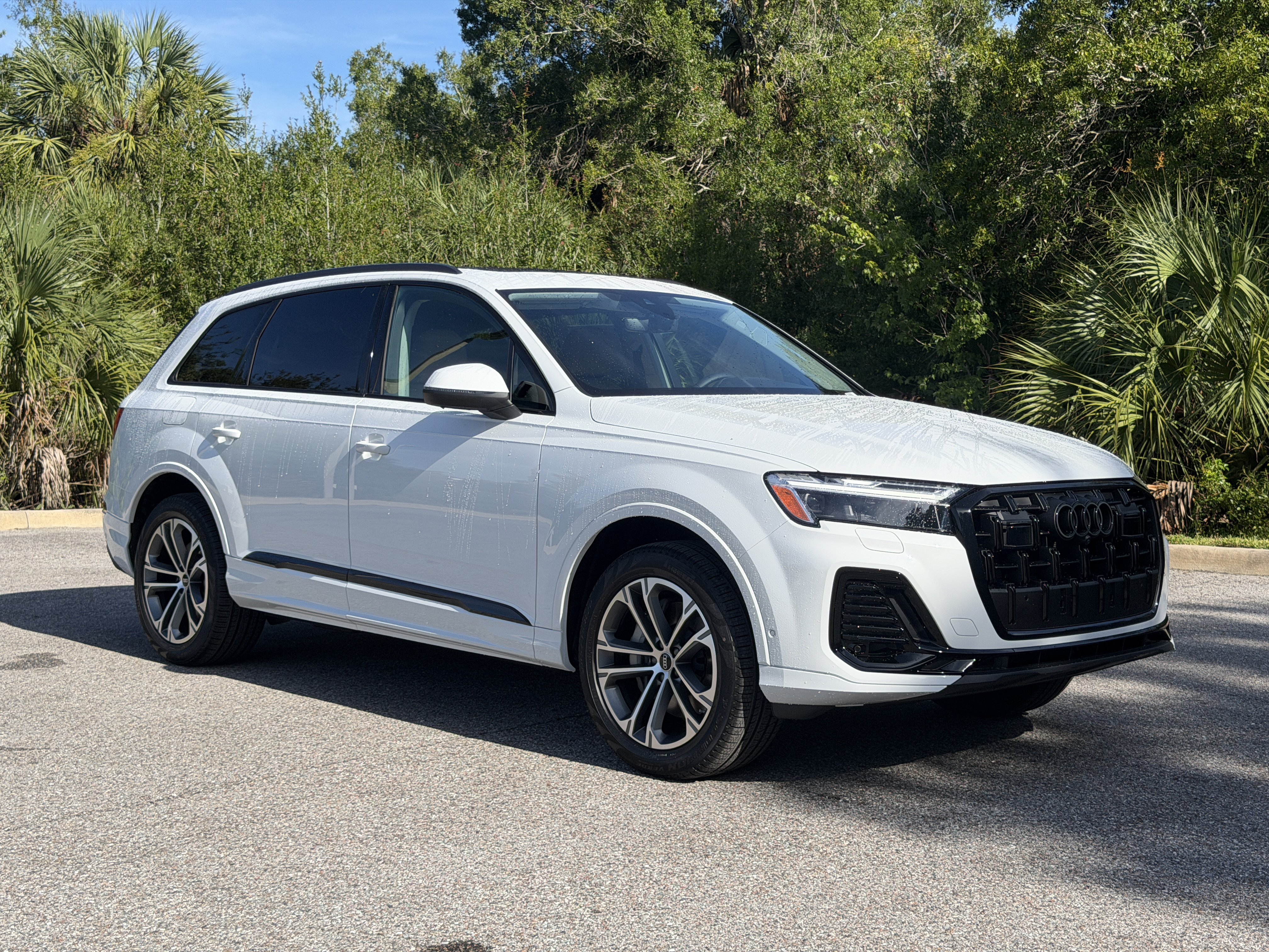 New 2026 Audi Q7 2.0T Premium