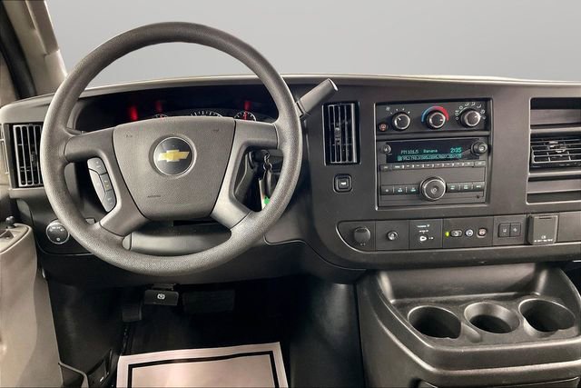 Used 2023 Chevrolet Express 3500 LT w/ LT Preferred Equipment Group RWD image 5