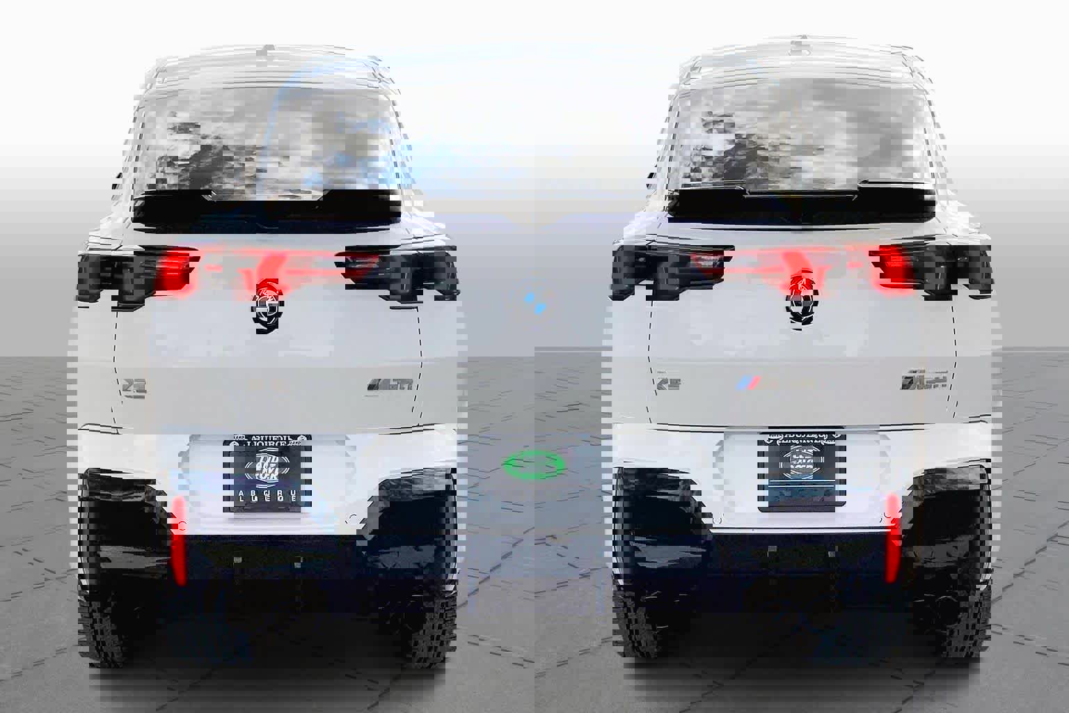 Used 2024 BMW X2 M35i w/ Premium Package image 5