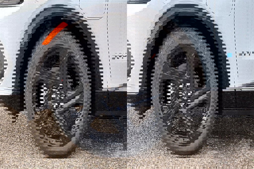 New 2026 Chevrolet Equinox EV RS image 25