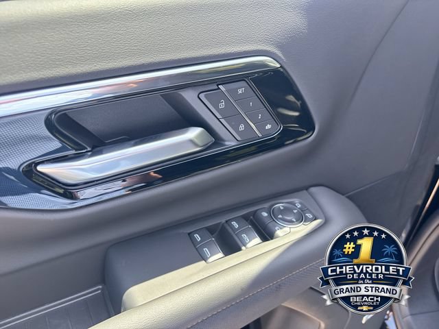 New 2026 Chevrolet Suburban High Country AWD/4WD image 14
