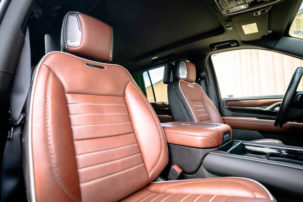 Certified 2024 GMC Yukon XL Denali Ultimate AWD/4WD image 18