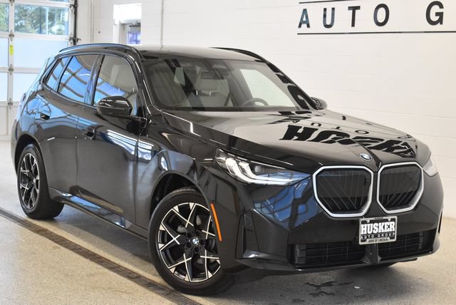 Used 2025 BMW X3 xDrive30i AWD/4WD image 1