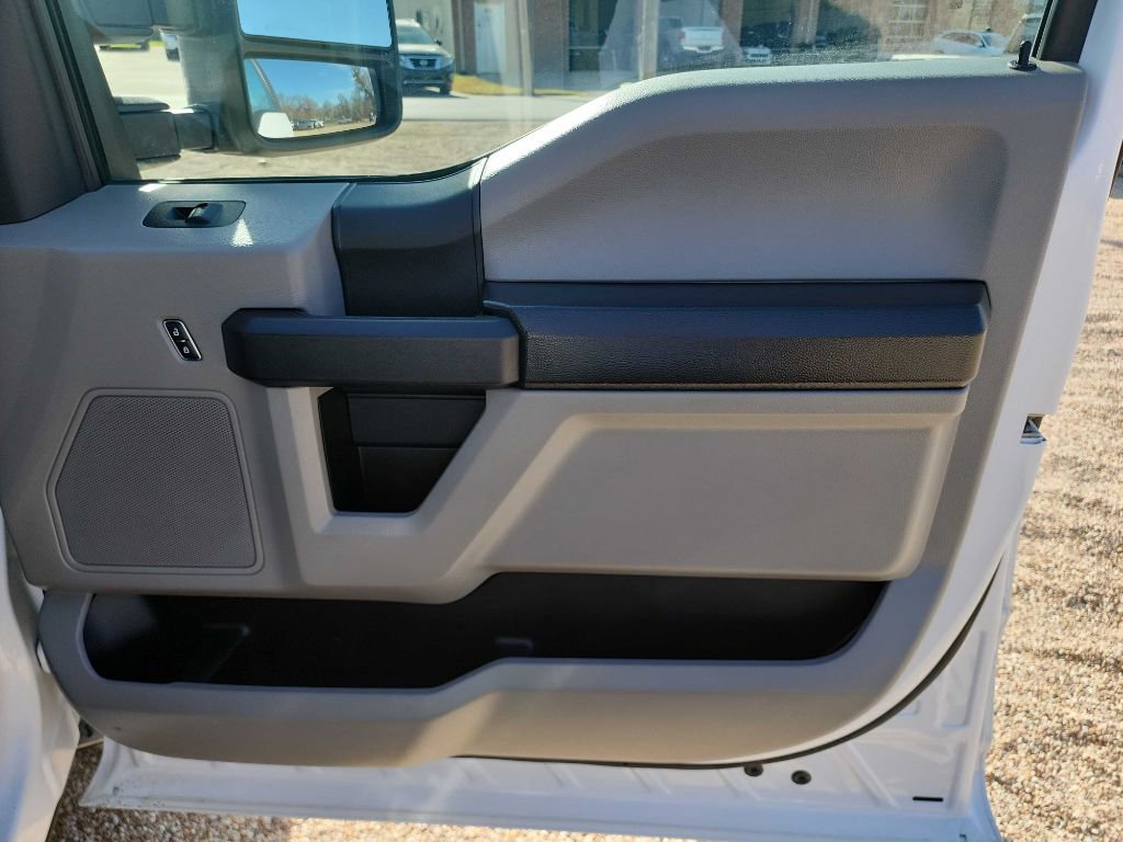Used 2021 Ford F250 XL w/ Power Equipment Group RWD image 31