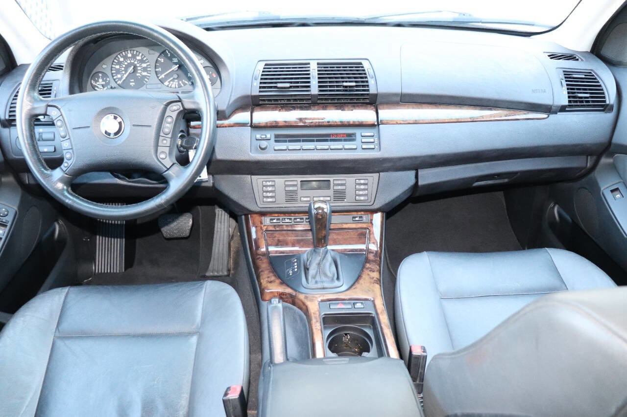 Used 2002 BMW X5 3.0i image 23
