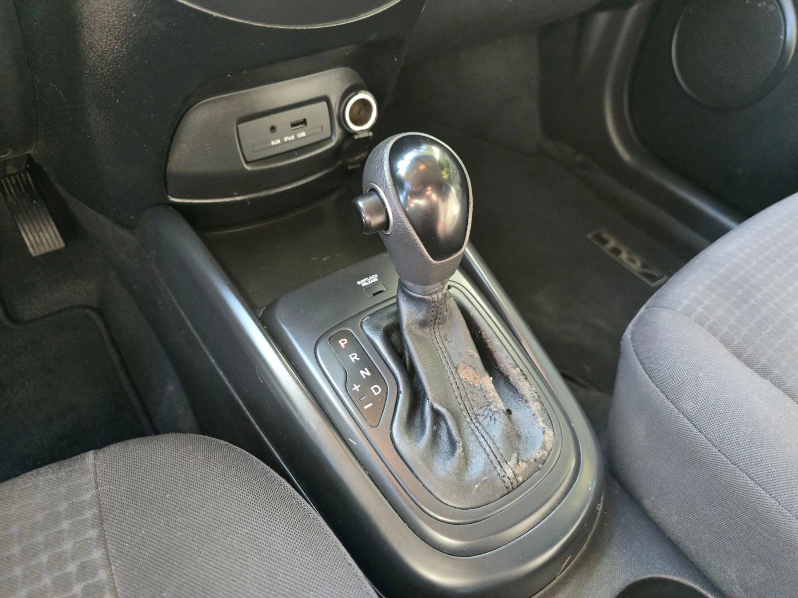 Used 2012 Kia Soul FWD image 30
