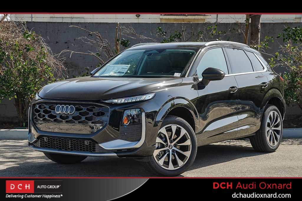 New 2026 Audi Q3 quattro 2.0T AWD/4WD image 1