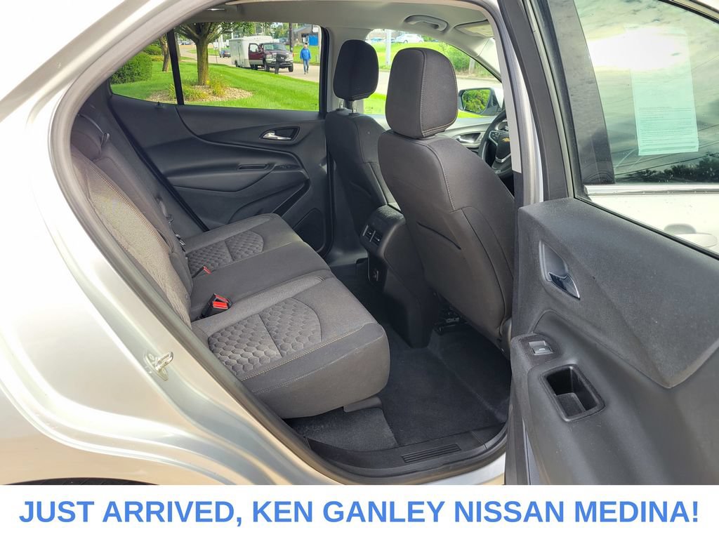 Used 2019 Chevrolet Equinox LT FWD image 18