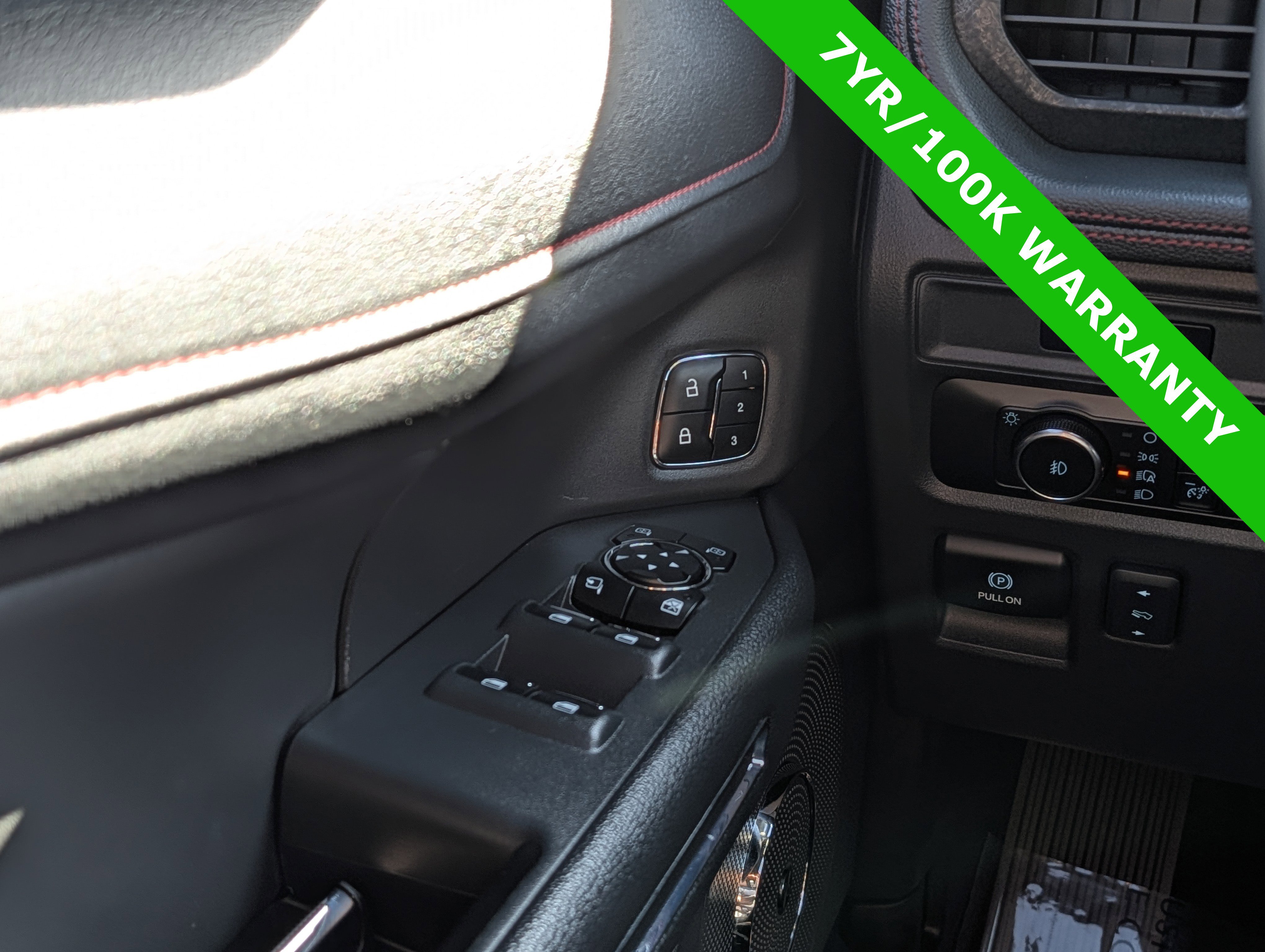 Certified 2024 Ford Expedition Limited image 26