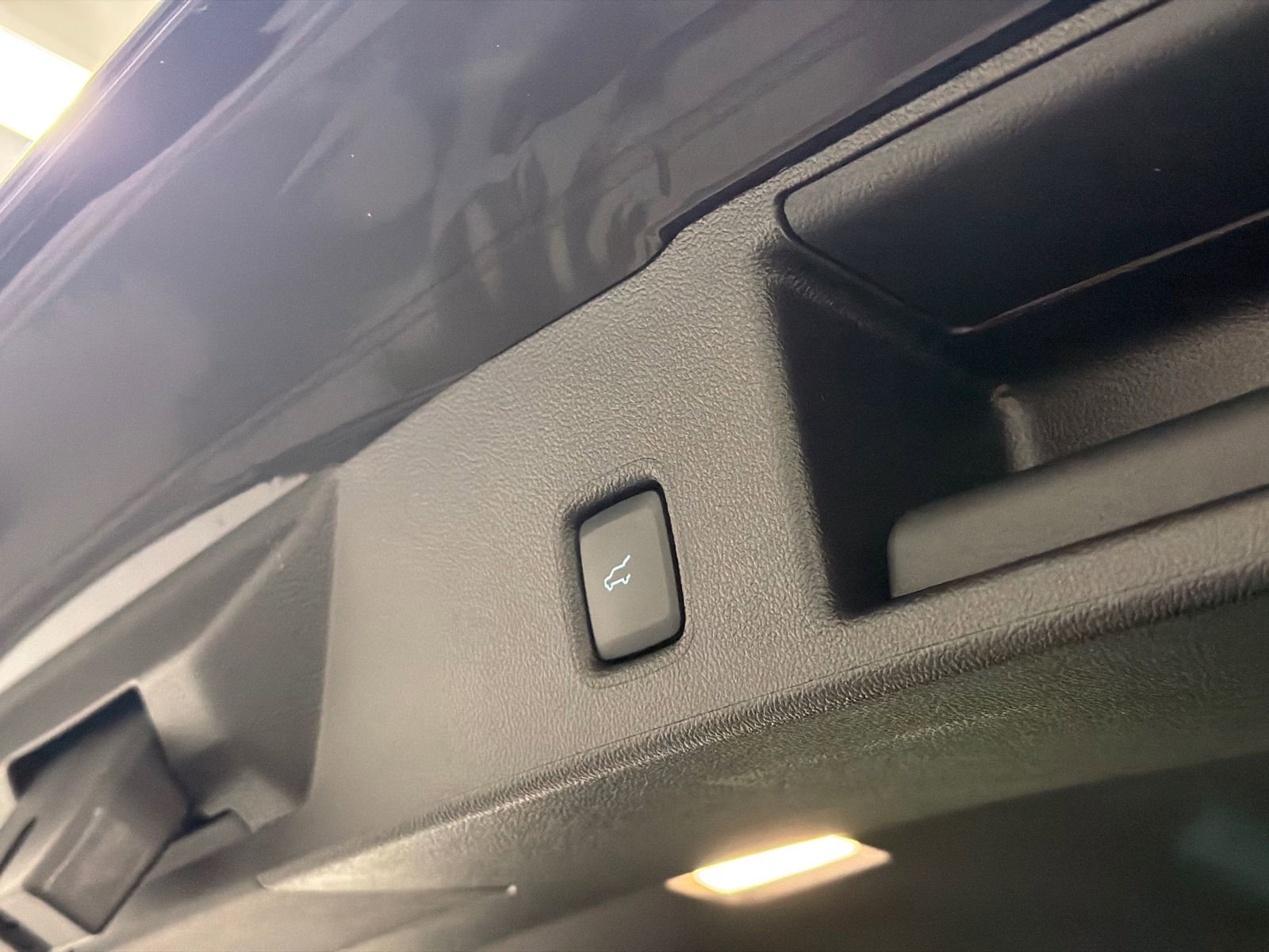 New 2026 Ford Escape ST-Line w/ Tech Pack #1 image 9