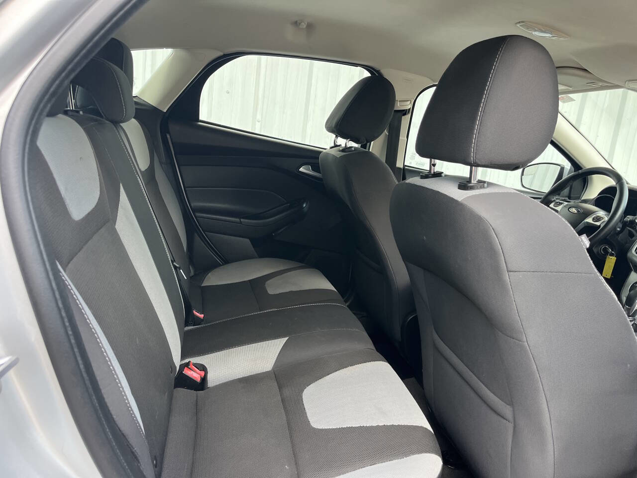 Used 2014 Ford Focus SE w/ SE Sport Package image 14