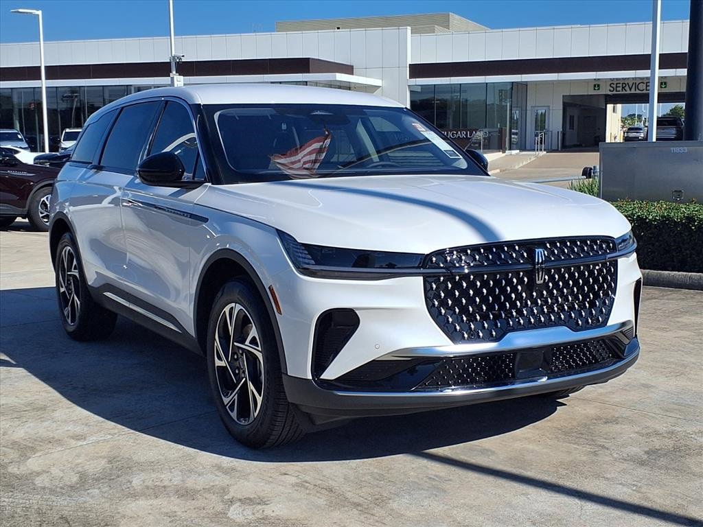 New 2026 Lincoln Nautilus Premier image 13