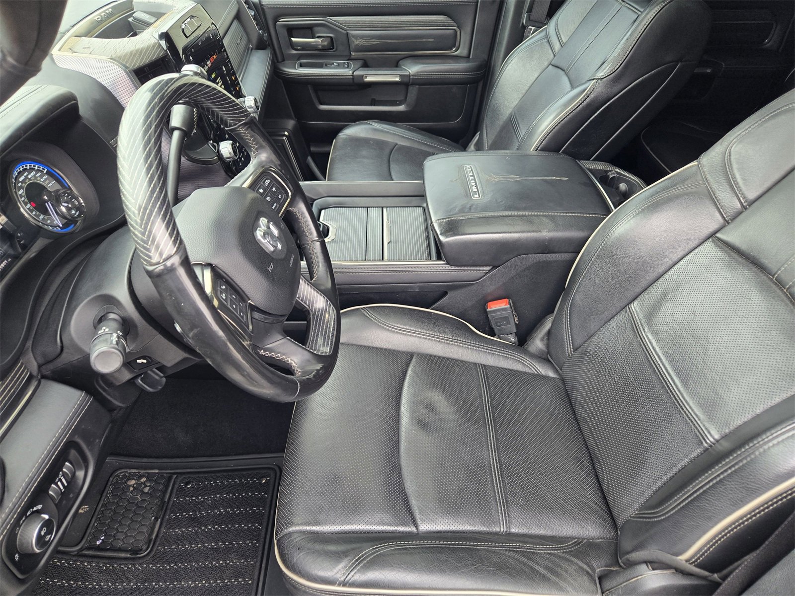 Used 2020 RAM 2500 Limited image 11