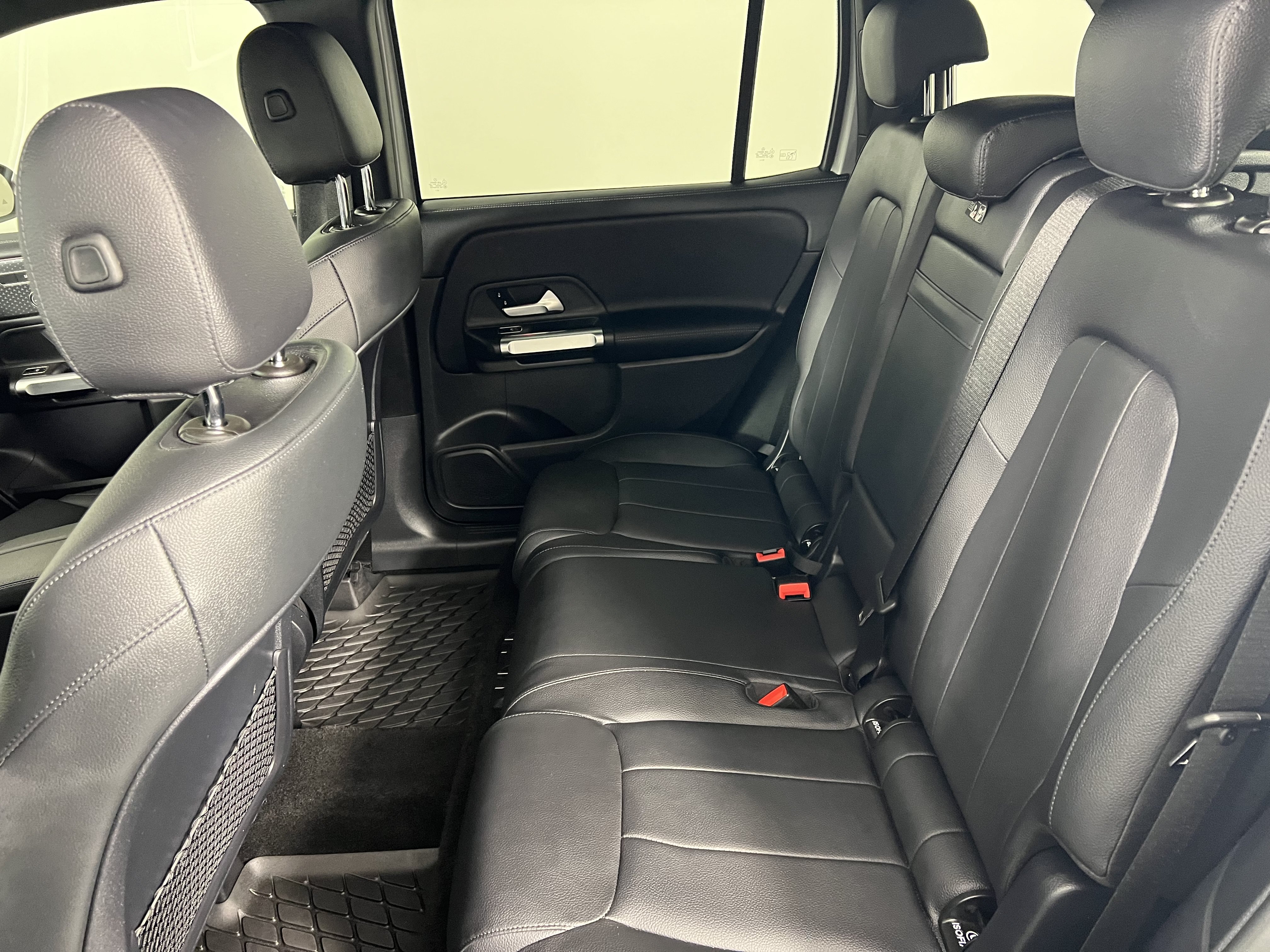 Certified 2024 Mercedes-Benz GLB 250 4MATIC image 20