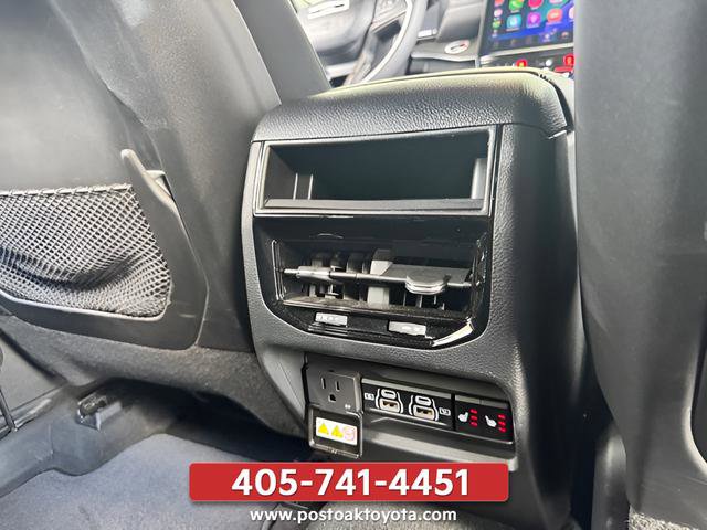Used 2025 Jeep Grand Cherokee Limited w/ Black Appearance Package AWD/4WD image 21