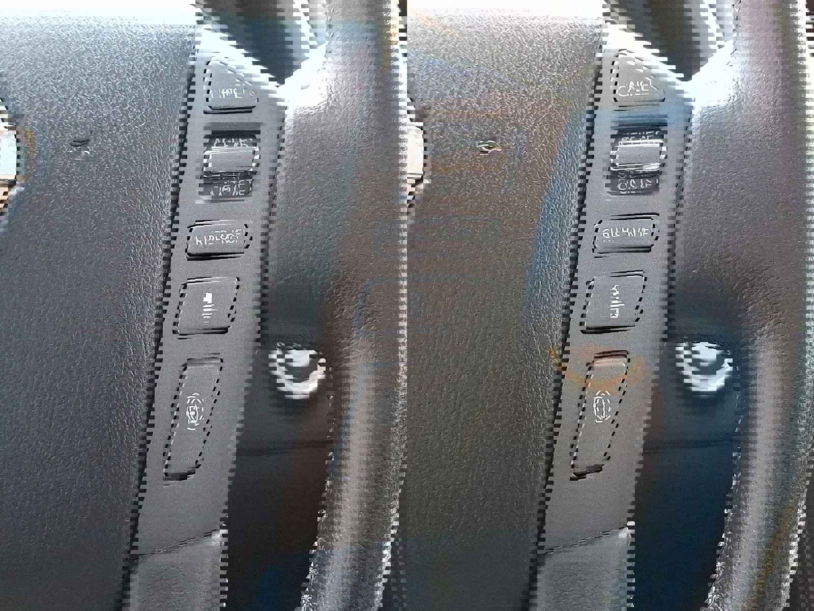 Used 2017 Nissan Armada Platinum w/ Captain Seat Package image 18