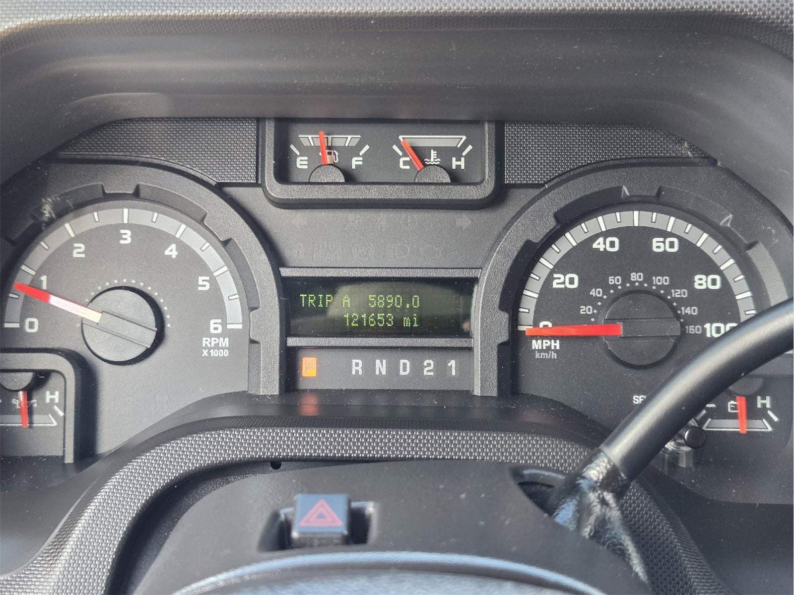 Used 2014 Ford E-350 and Econoline 350 XLT RWD image 15