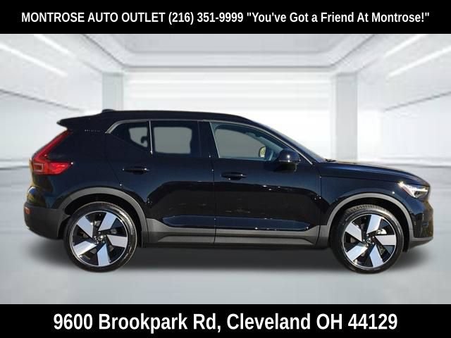 New 2024 Volvo XC40 Recharge Plus w/ Protection Package Premier RWD image 8