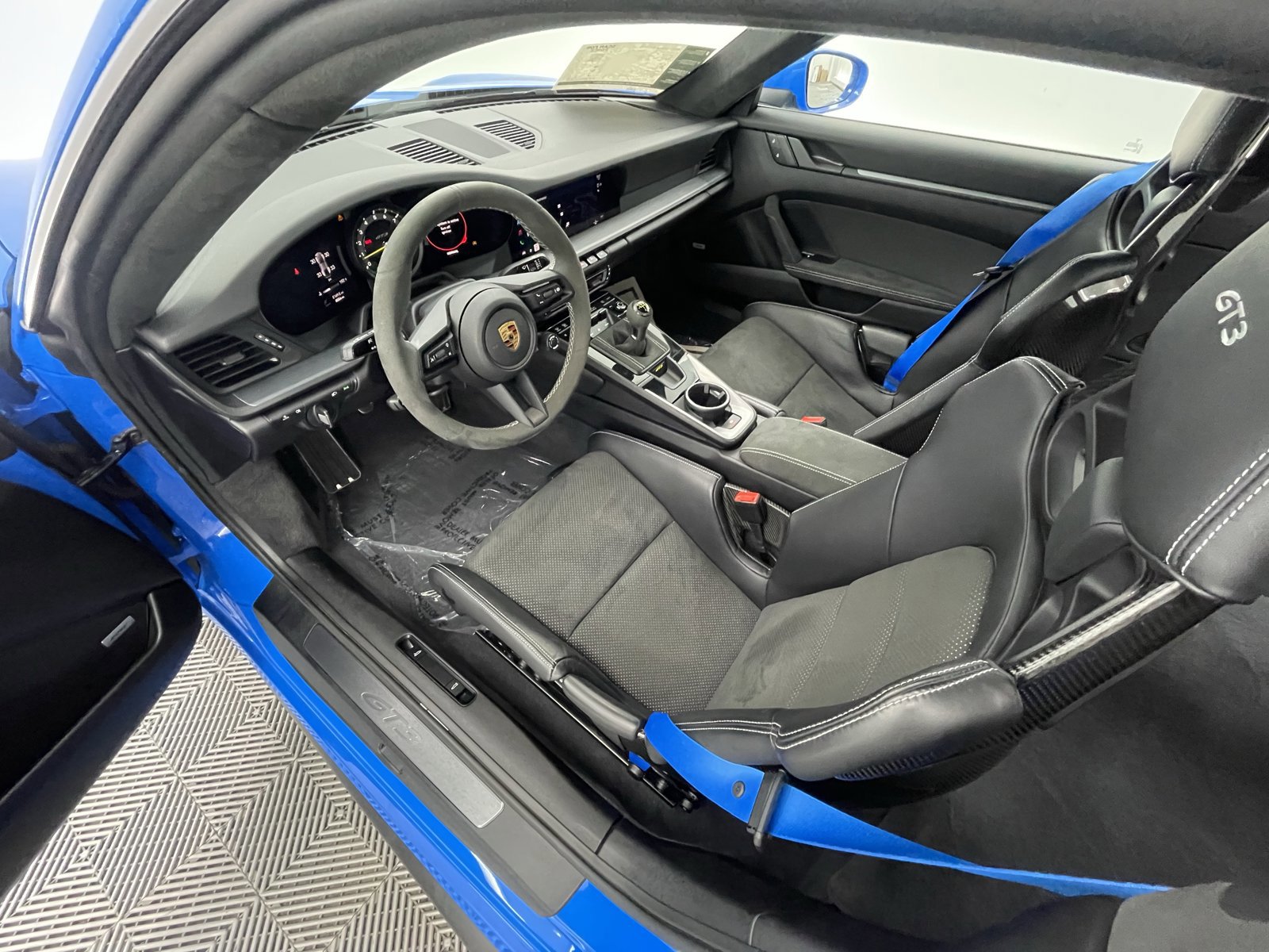 Certified 2022 Porsche 911 GT3 image 4