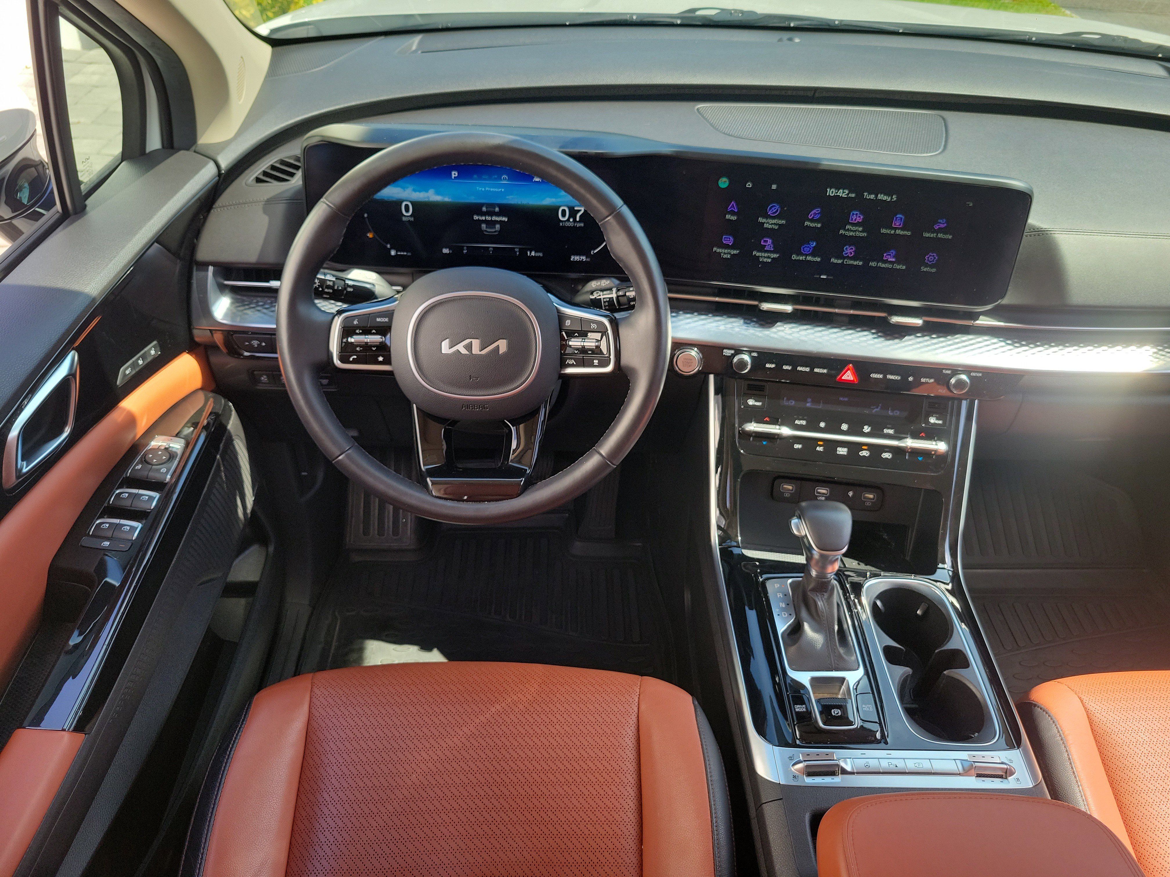 Used 2024 Kia Carnival SX Prestige FWD image 14