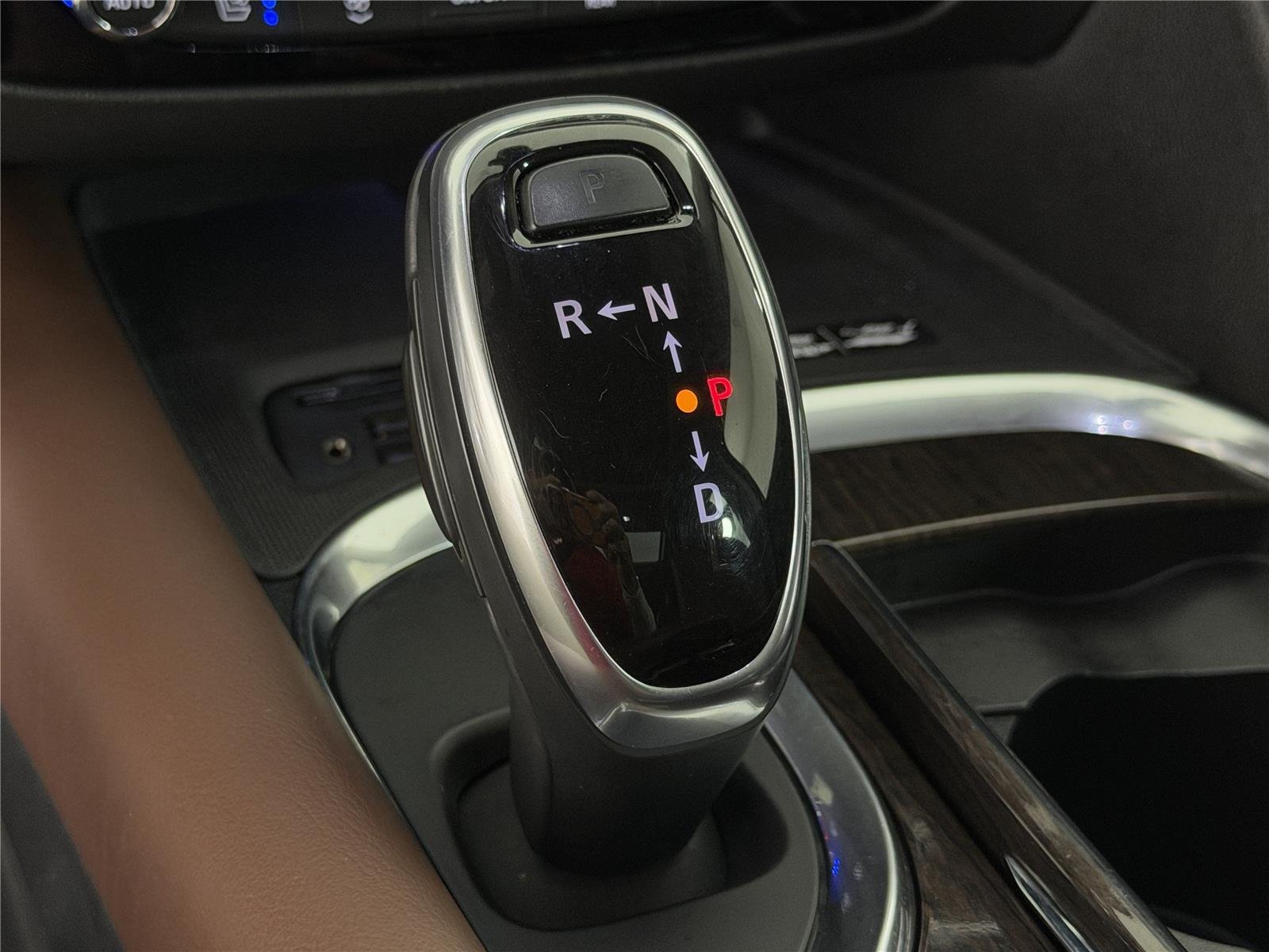 Used 2021 Buick Enclave Avenir w/ Avenir Technology Package FWD image 35