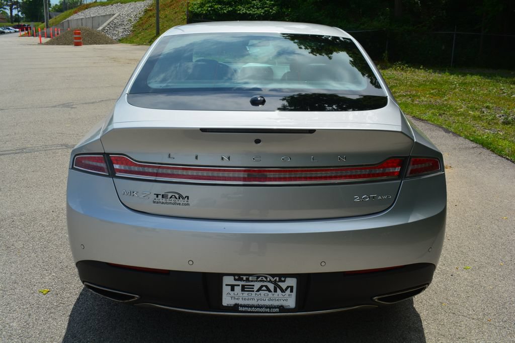 Used 2018 Lincoln MKZ Select w/ Select Plus Package AWD/4WD image 6