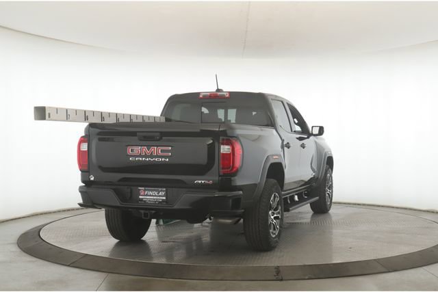 Used 2024 GMC Canyon AT4 image 7