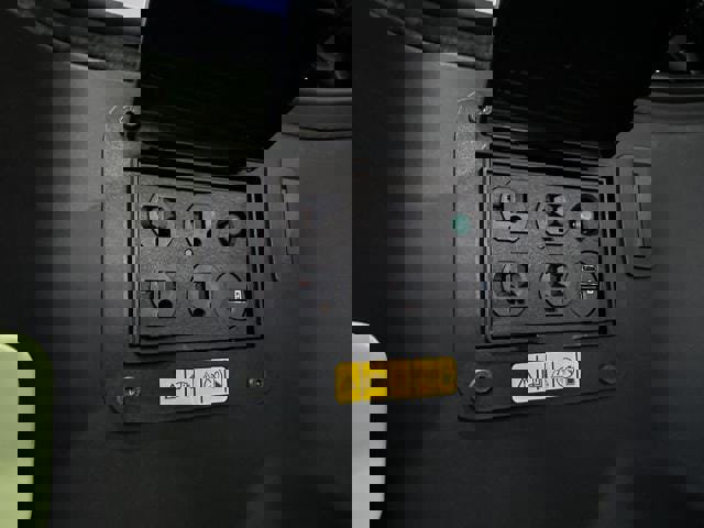 New 2025 Ford F150 Lightning XLT image 34