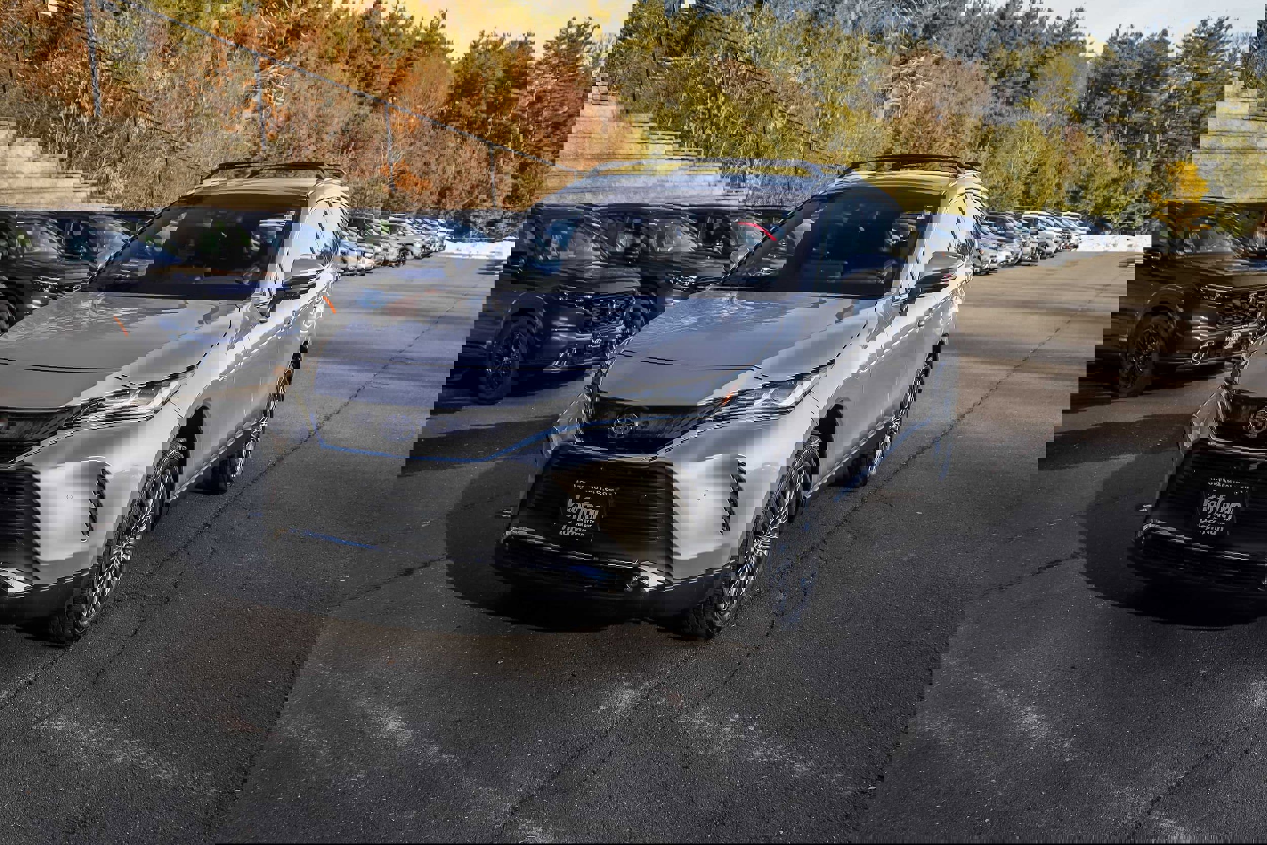 Certified 2024 Toyota Venza Limited image 11