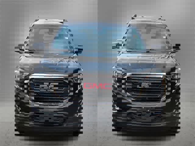 Used 2018 GMC Terrain SLE w/ Driver Convenience Package image 3